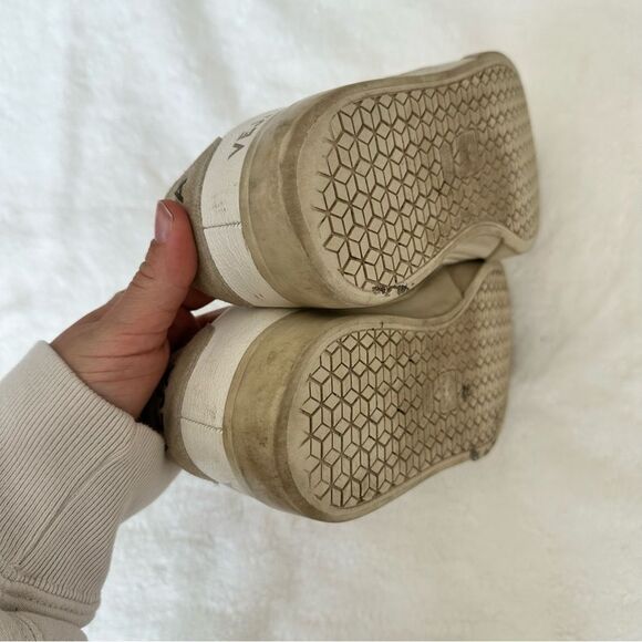 Veja Campo Sneakers Women’s Size 8 - Picture 9 of 12